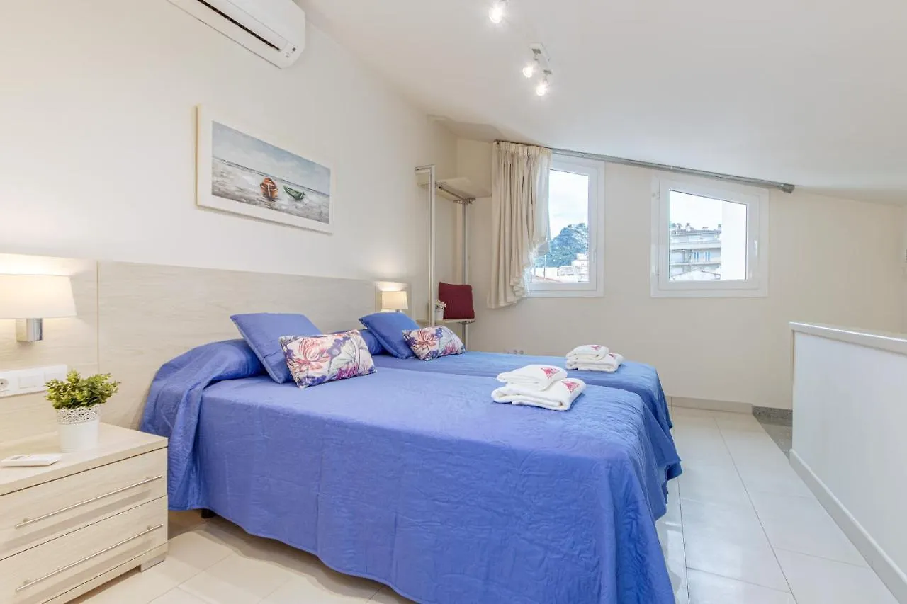 Apart-Rent Apartment Francesc Macia Penthouse 2000 Roses 0*,