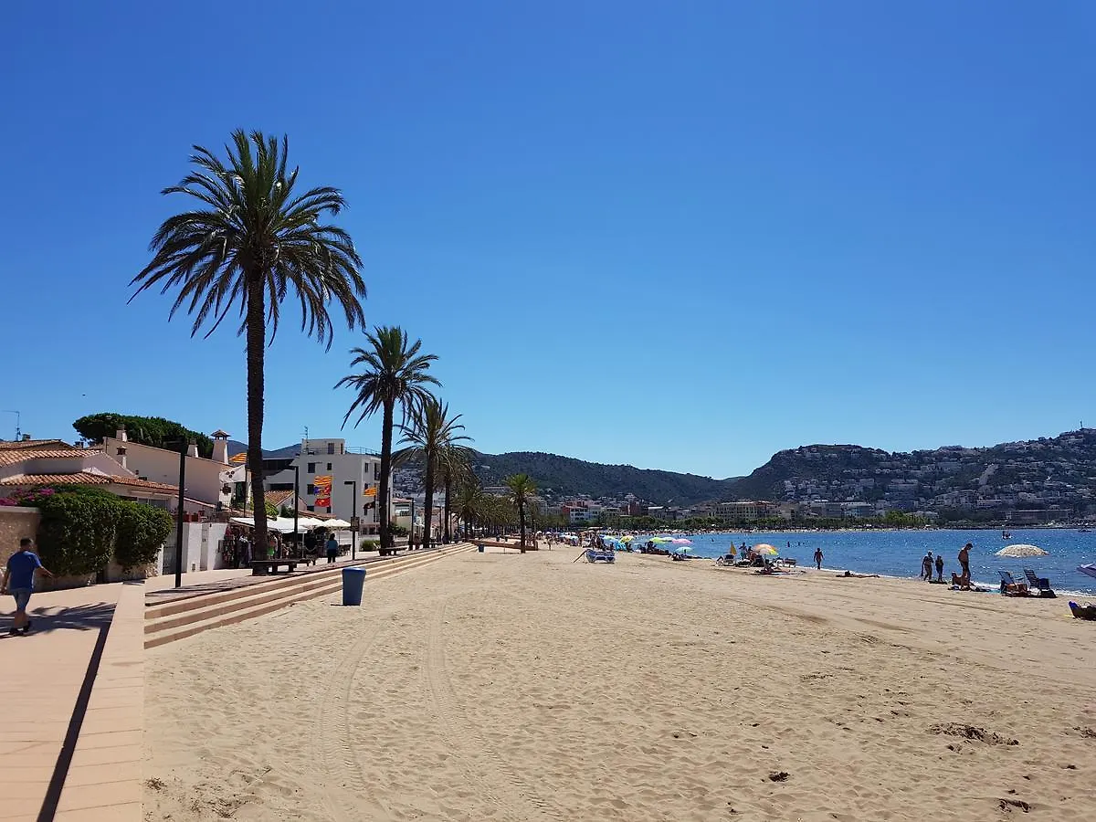 Apart-Rent Apartment Francesc Macia Penthouse 2000 Roses